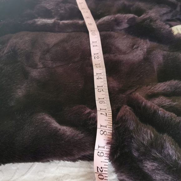 Robert Rodriguez Faux Fur Shrug Size 6 - Picture 9 of 11